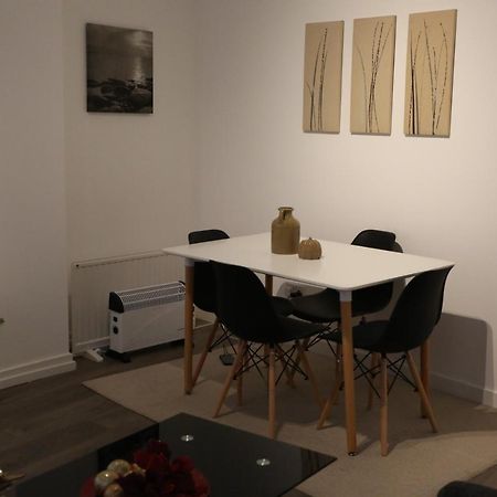 Luxury 1 Bedroom Flat In The Heart Of Wood Green London Kültér fotó
