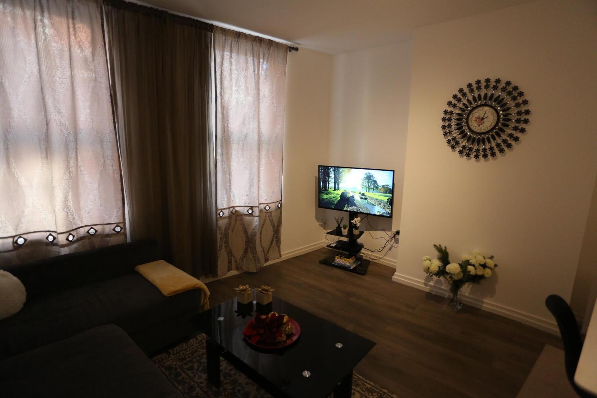 Luxury 1 Bedroom Flat In The Heart Of Wood Green London Szoba fotó